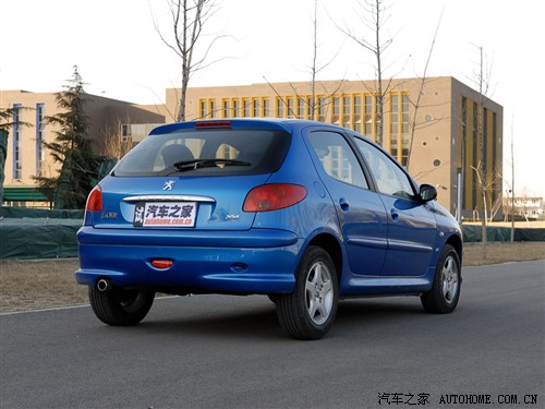 Autohome Dongfeng Peugeot, Peugeot 206 Ruidong Edition 1.6 Automatic