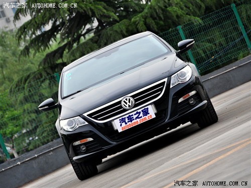 Car home imported Volkswagen CC 08 3.6L four-wheel drive luxury model.