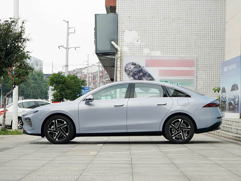 成都荣威D7汽车最新价格10.58万，降价狂欢，报价优惠2万，数量有限