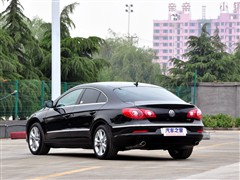 Car home imported Volkswagen CC 08 3.6L four-wheel drive luxury model.