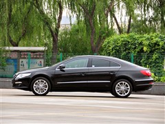 Car home imported Volkswagen CC 08 3.6L four-wheel drive luxury model.